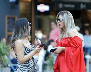 Toate impozitele și taxele locale din București vor crește în 2025. Cât vor trebui să plătească bucureștenii începând de anul viitor