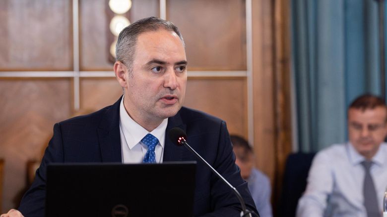 plata pensii și salarii