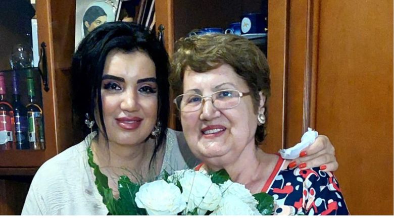 Adriana Bahmuțeanu și mama ei