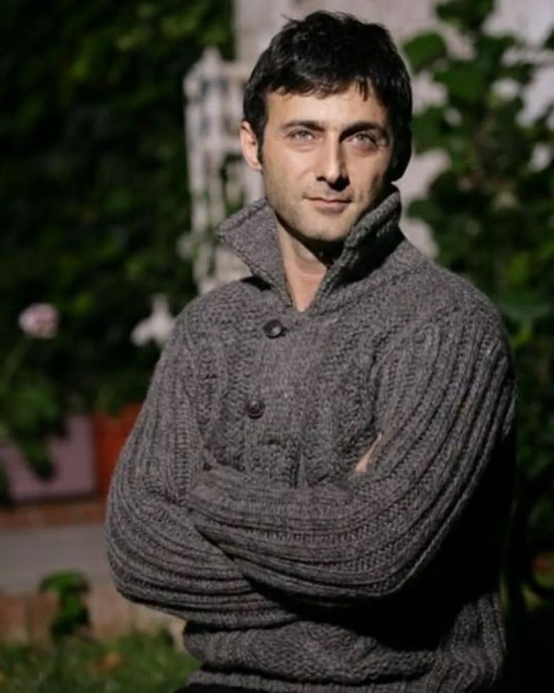 Cem Bender