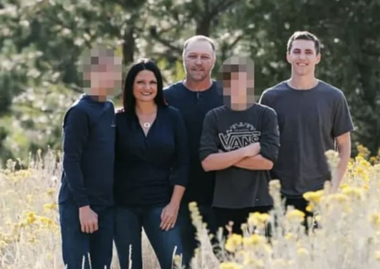 Tyler Robinson si familia