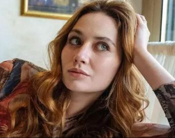 İlayda Çevik, actrița care joacă rolul Ipek, fiica lui Sezai în serialul Minciuni de familie, apariție uluitoare în mediul online! Iată cum arată aceasta fără machiaj