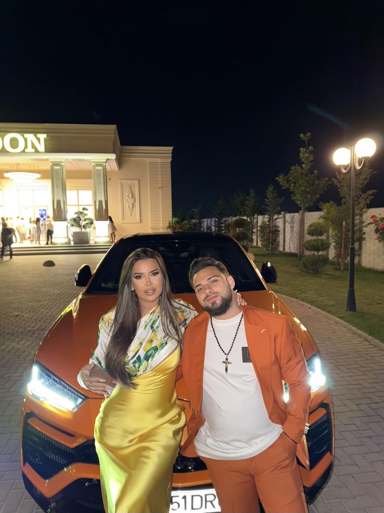 Andra Volos și Lele