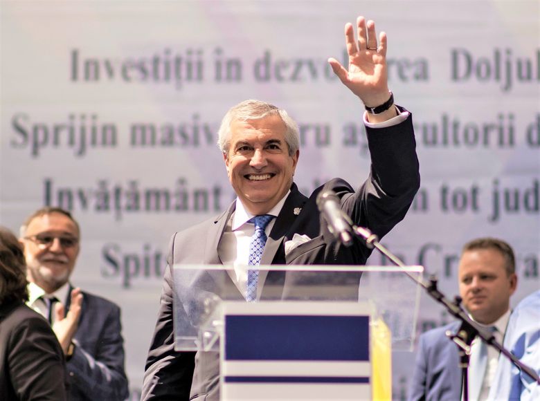 Călin Popescu Tăriceanu soții