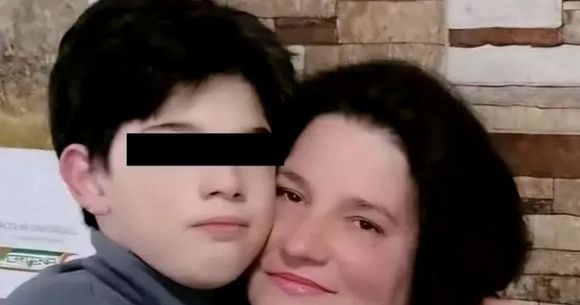 anisoara suhan si fiul ei