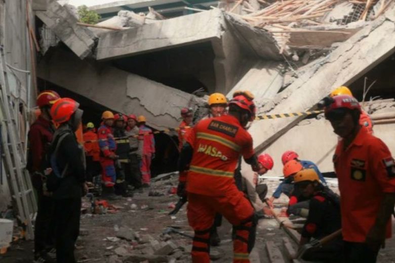 Școală prăbușită Indonezia