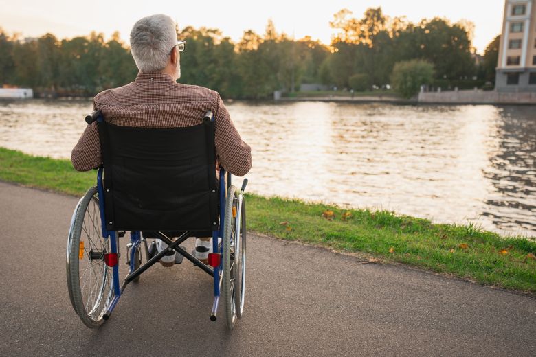 Persoane cu dizabilități