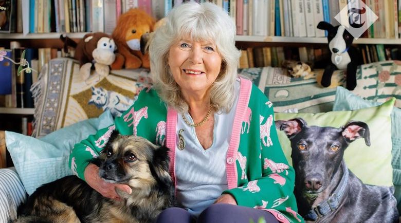 Autoarea Jilly Cooper