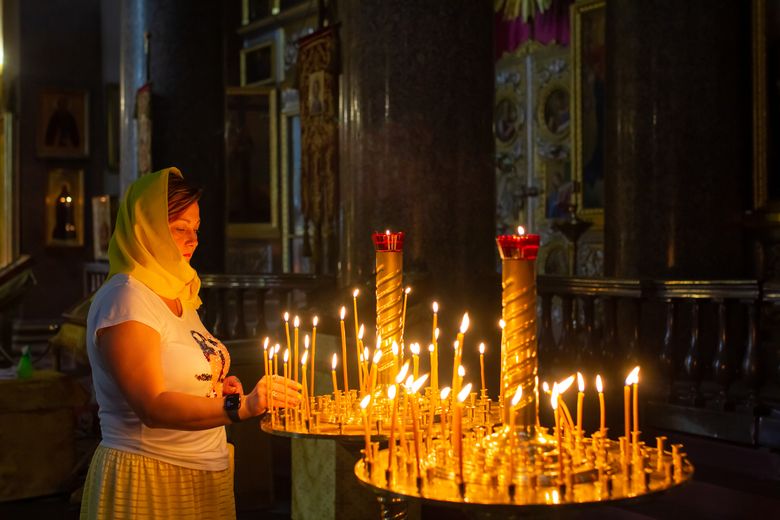 Sfinții Apostoli Stahie, Amplie, Urban, Narcis și Apeles sarbatoare 31 octombrie 2025 calendar ortodox