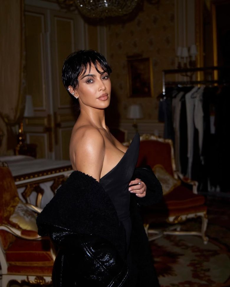  Kim Kardashian