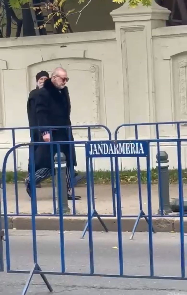 Gigi Becali a luat parte la sfințirea Catedralei Mântuirii Neamului. Gigi Becali