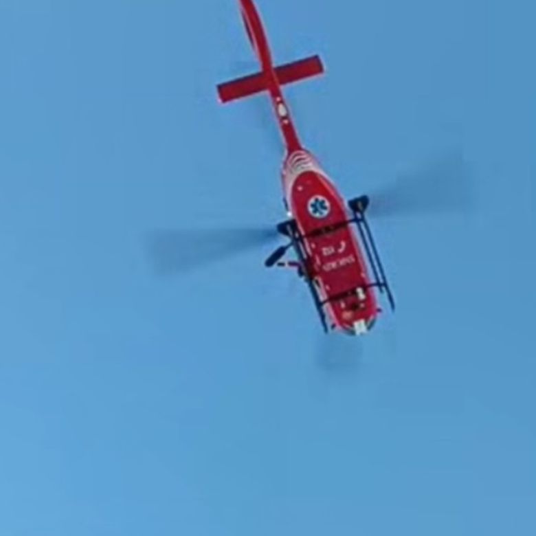 Supraviețuitorul a fost și cel care a sunat la 112 și a fost recuperat cu un elicopter SMURD Elicopter Smurd