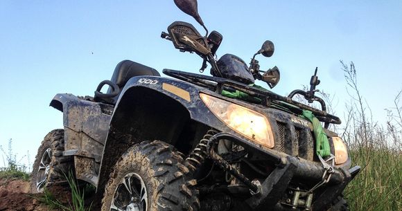 Un adolescent și-a pierdut viața după ce ATV-ul pe care îl conducea s-a răsturnat.  Foto ilustrativ