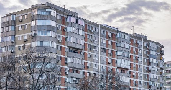 Tinerii pot depune cereri pentru locuințe ANL până la finalul anului viitor  Bloc de locuințe