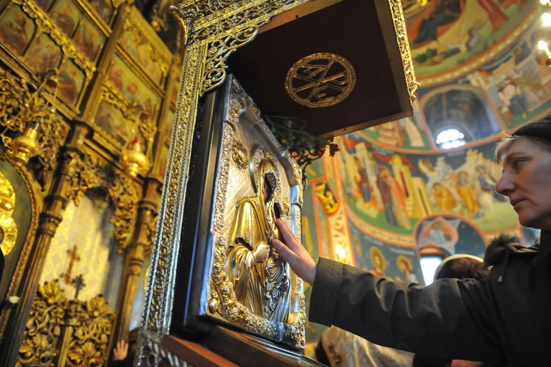 sarbatoare 8 noiembrie 2025 calendar ortodox 