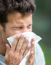 (P) Totul despre alergia la ambrozie. Iată ce poți descoperi în cabinetul de alergologie