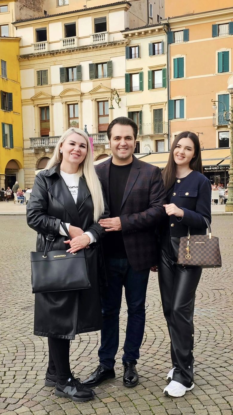 Diana, Igor și Andreea Cuciuc Andreea Cuciuc exhumare