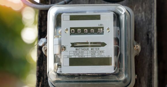 Facturile la energie electrică cresc din 1 noiembrie 2025.  Contor