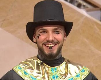 Lia l-a vrăjit pe Robert cu costumul ei de Halloween! Accesoriul cu care concurenta de la „Casa iubirii” i-a uimit pe toți: „Numărul perfect!”