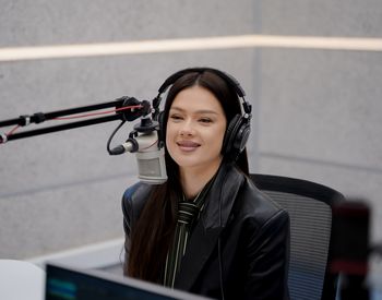 INTERVIU EXCLUSIV: Sfatul primit de Misha Miller de la bunicii săi: "Eu sunt ultimul lor produs" Artista ține cont și acum de el