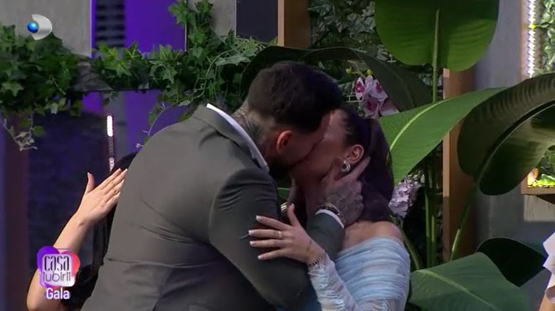 sarut bianca si robert casa iubirii