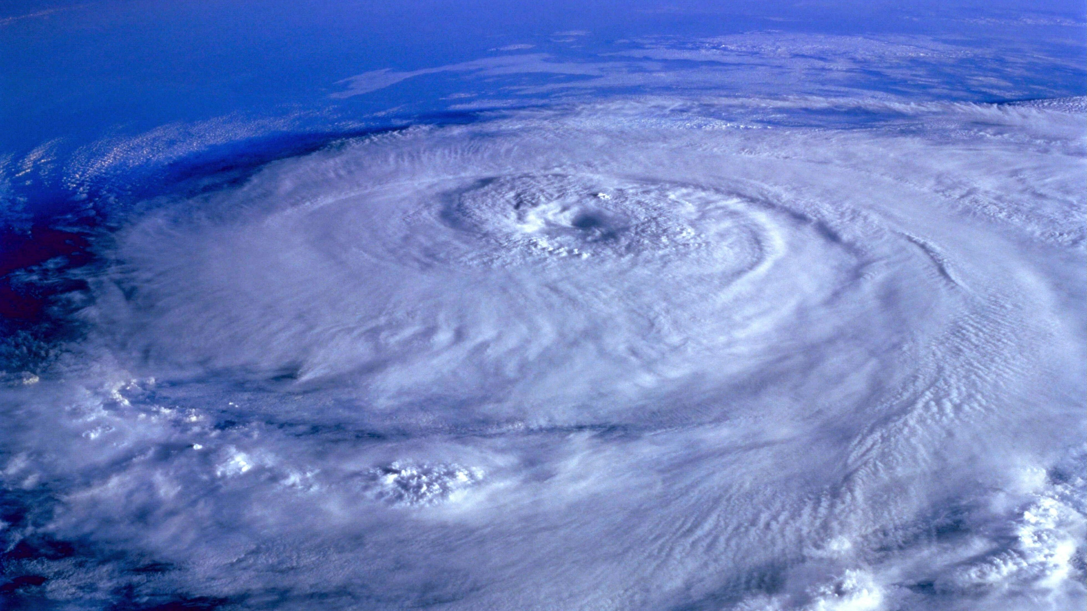 Ciclonul Adel amenință România! Meteorologii anunță fenomene meteo extreme până la finalul săptămânii