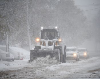 A venit iarna! Vremea se răcește de astăzi, în toată țara. Se anunță ninsori, ger și lapoviță
