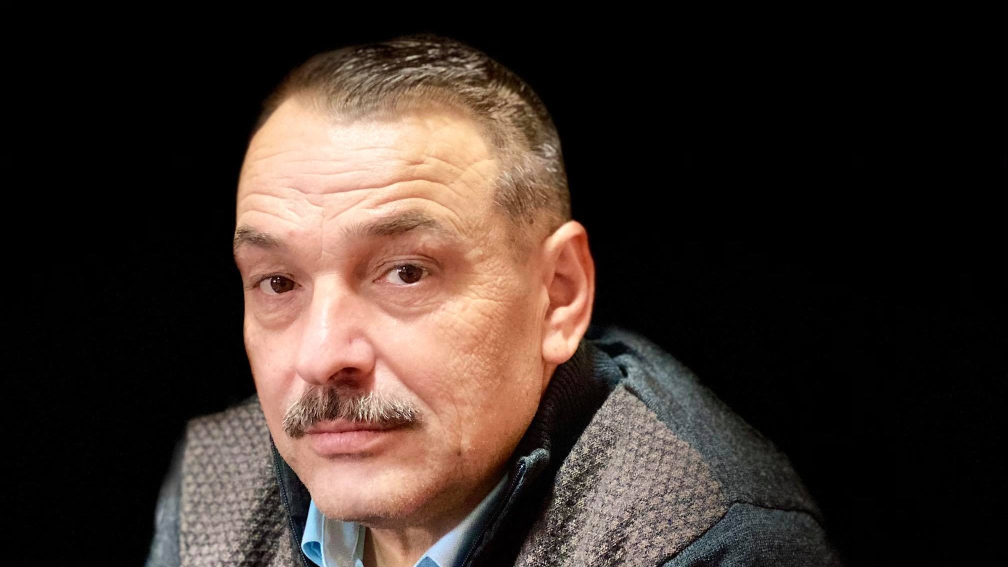 Cine se afla în mașină alături de primarul comunei Gogoșu, Jean Rogoveanu, atunci când a suferit un stop cardio-respirator