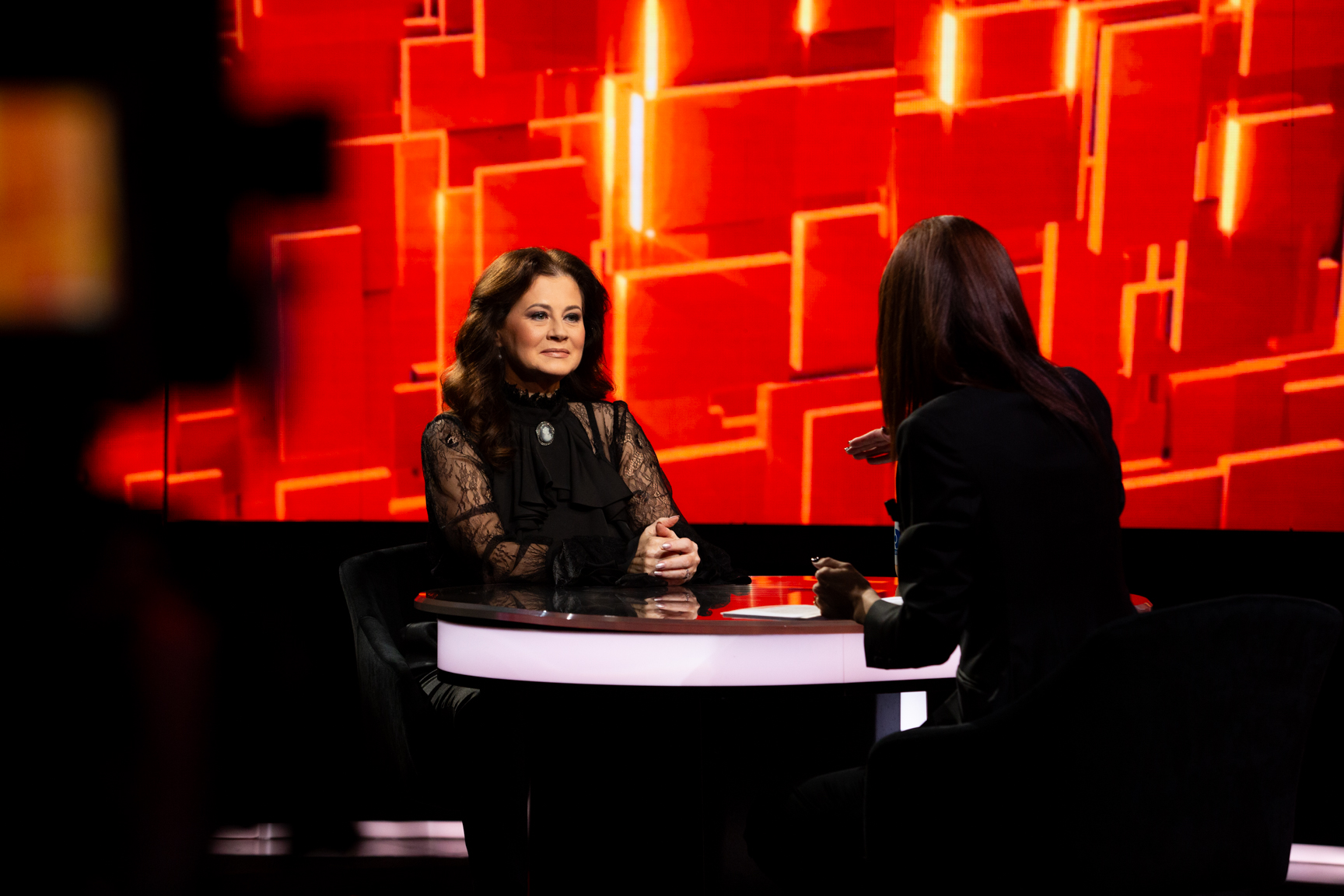 Corina Dănilă, invitată la „40 de întrebări cu Denise Rifai”, sâmbătă, de la ora 23:00, la Kanal D: „Ne-a păcălit viața; pentru că, după o perioadă de trăit împreună, ne-am dat seama …”