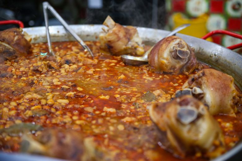 Fasole cu ciolan afumat