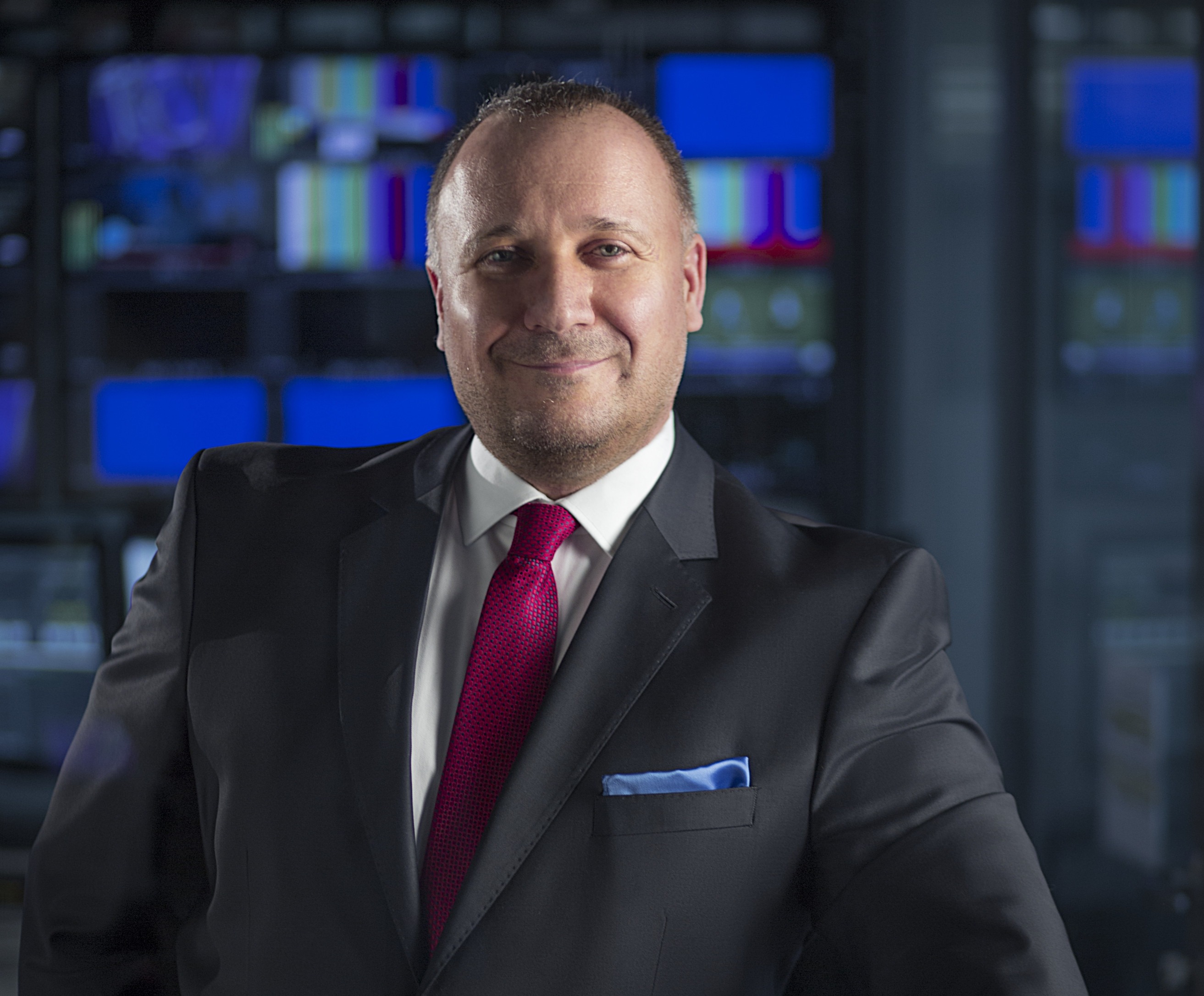 Uğur Yeşil, CEO și Executive Board Member Dogan Media, a primit trofeul "Media Hero of The Year", la Gala Top Performers Awards