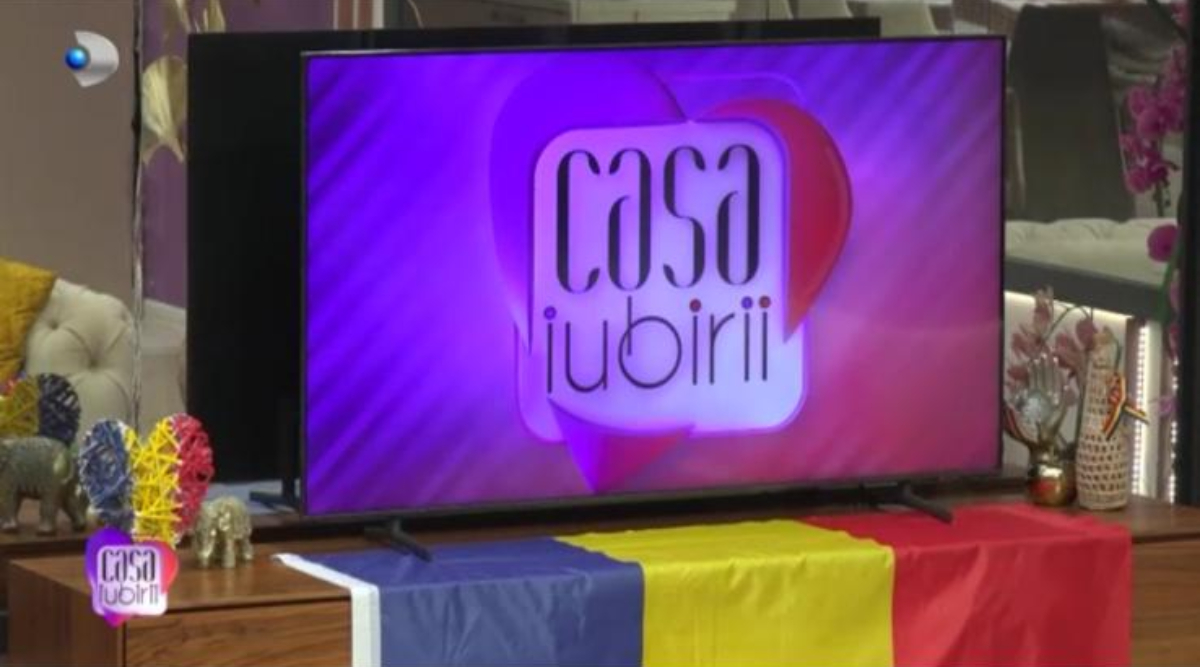 Cum s-au îmbrăcat concurenții “Casa iubirii” de 1 Decembrie. Fetele și băieții au sărbători Ziua Națională a României într-un cadru festiv