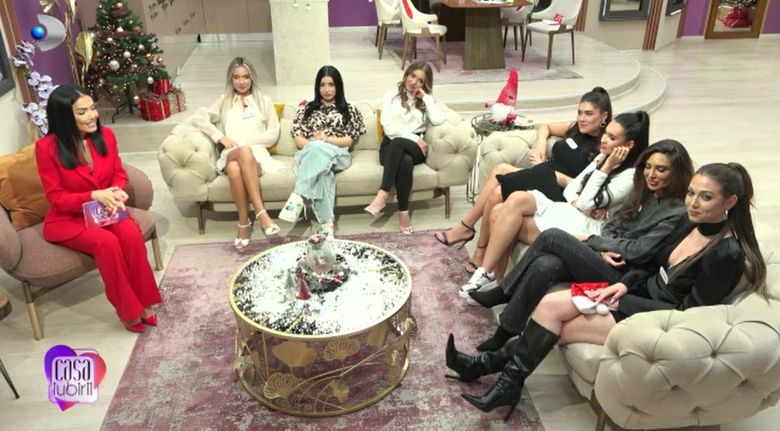 fetele din casa iubirii