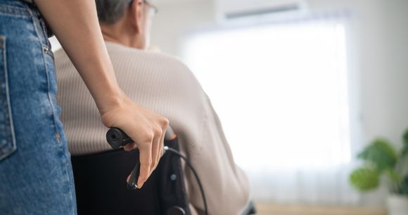 Persoane cu dizabilități