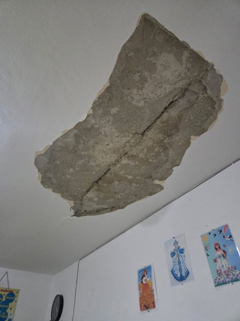 tavan surpat la gradinitia Neamț