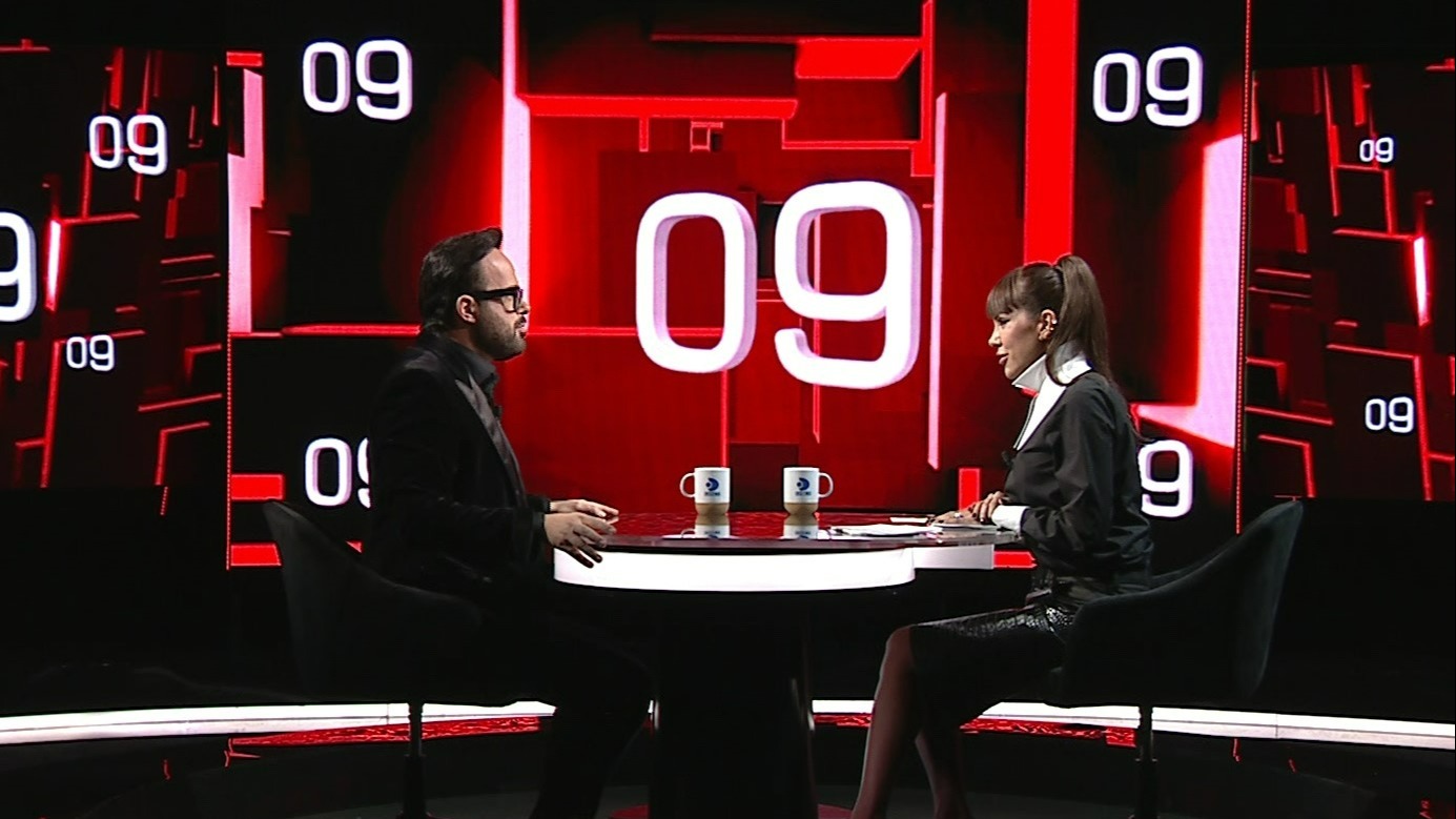 Mihai Gâdea, despre cum l-a schimbat venirea pe lumea a fiicei sale: „Momentul în care Karina mi-a luat degetul în mânuța ei a fost ceva ce n-am să uit niciodată”