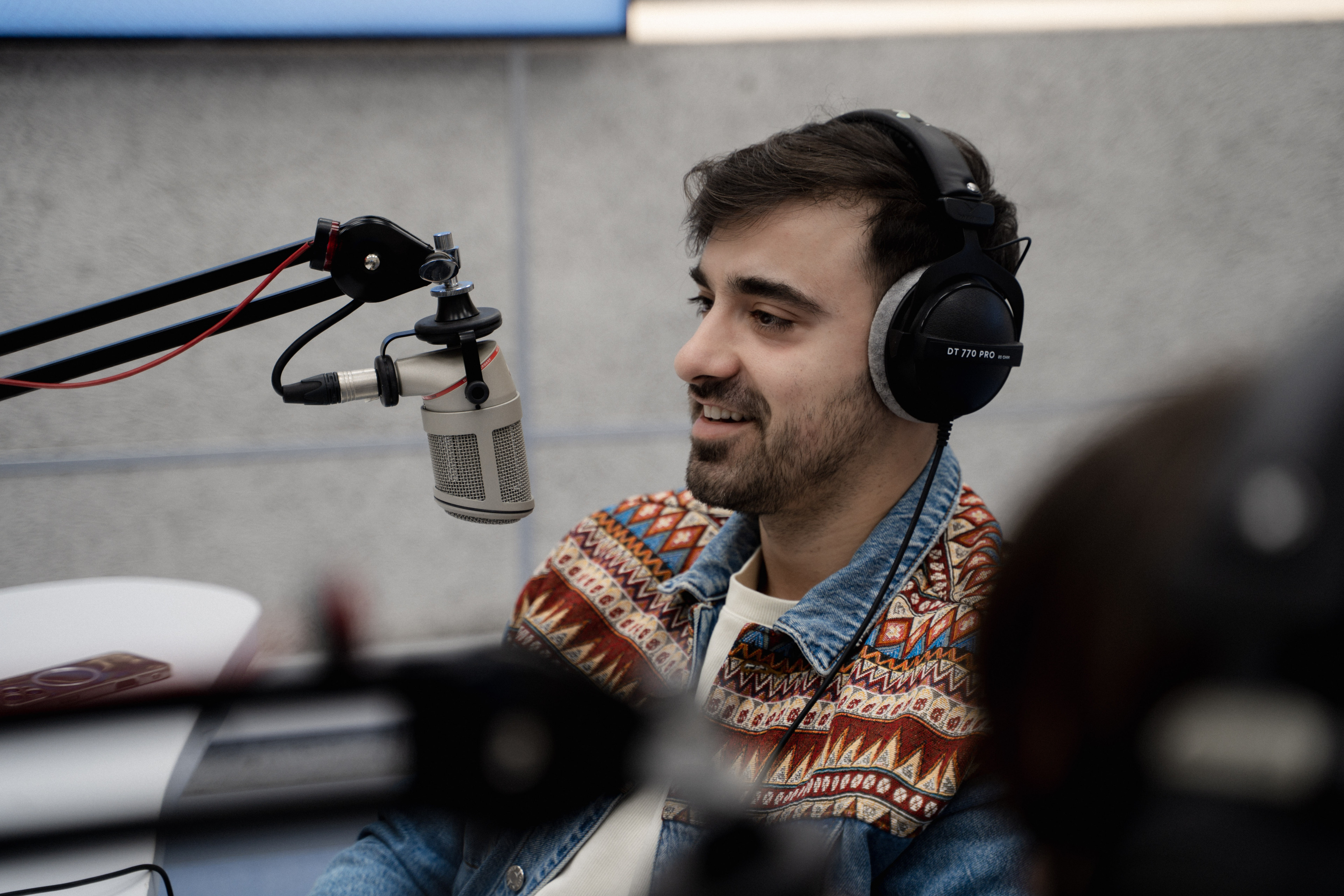 INTERVIU EXCLUSIV Liviu Teodorescu, dezvăluiri despre viața de familie, reuniunea ”Lala Band” și secretele din spatele unui hit: „Elucidăm ușor, ușor misterul!” 