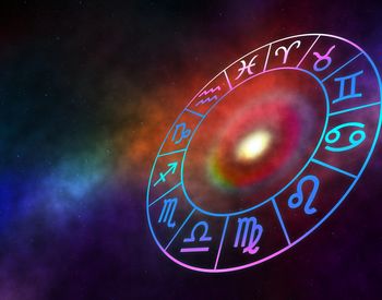 Horoscop vineri, 19 decembrie 2025: Fosta iubire revine &icirc;n viața acestei zodii! Nativii nu știu ce să facă &icirc;n această situație