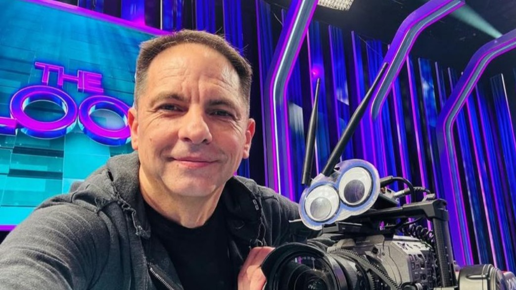 EXCLUSIV Ce cadouri se dau de Crăciun în familia lui Dan Negru. Prezentatorul Kanal D a dezvăluit și ce își dorește pentru 2026