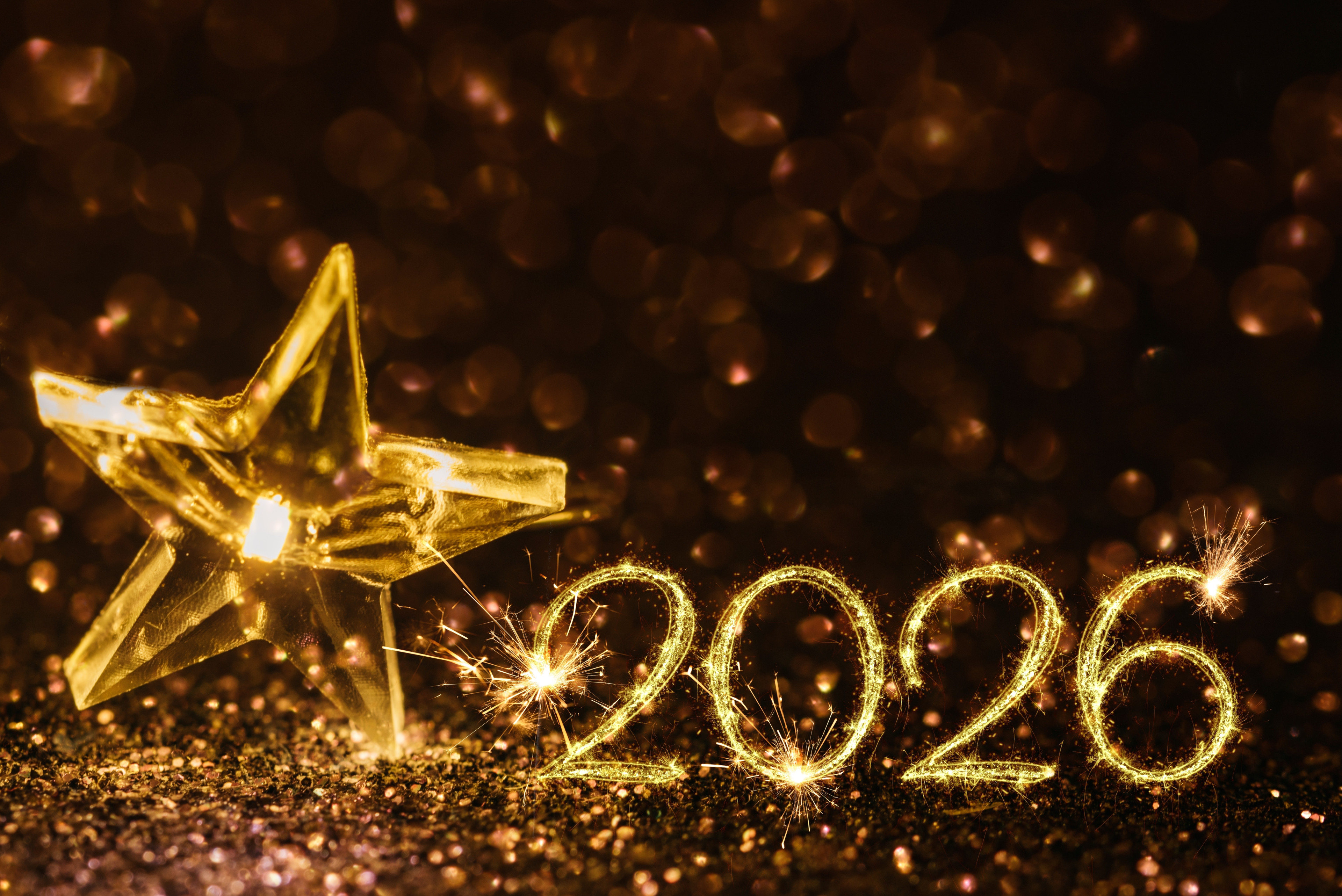 De ce este bine să porți verde de Revelion 2026 și nu roșu. Ce culoare aduce, de fapt, noroc și prosperitate