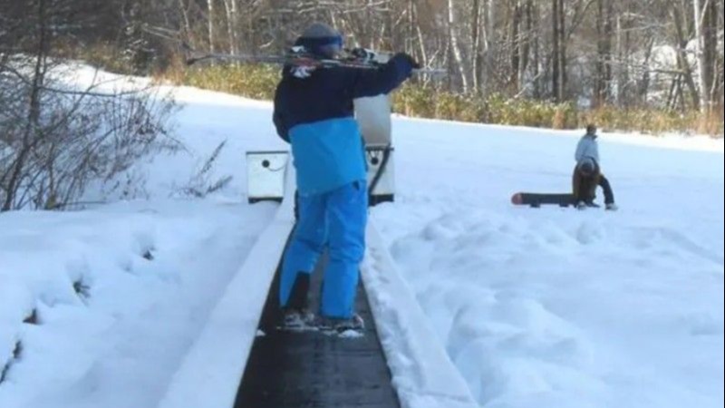 Un copil de 5 ani și-a pierdut viața în timp ce se afla la schi. A rămas agățat de o instalație pentru schiori