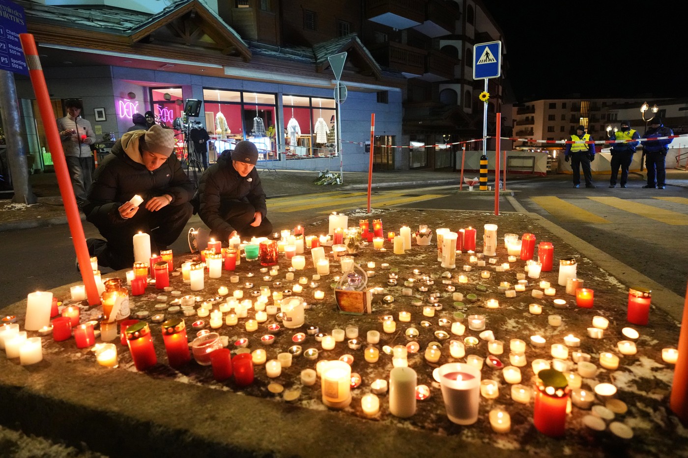 Cine sunt primele victime identificate în urma incendiului din Crans Montana. Este vorba de tineri cu vârste între 16 și 21 de ani