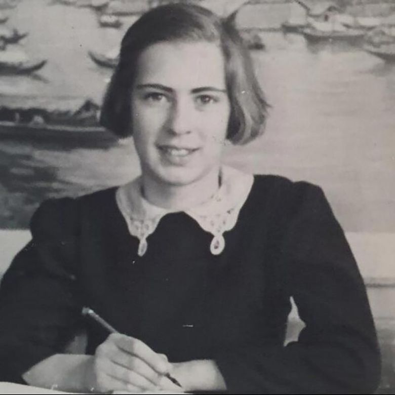 Eva Schloss tânără