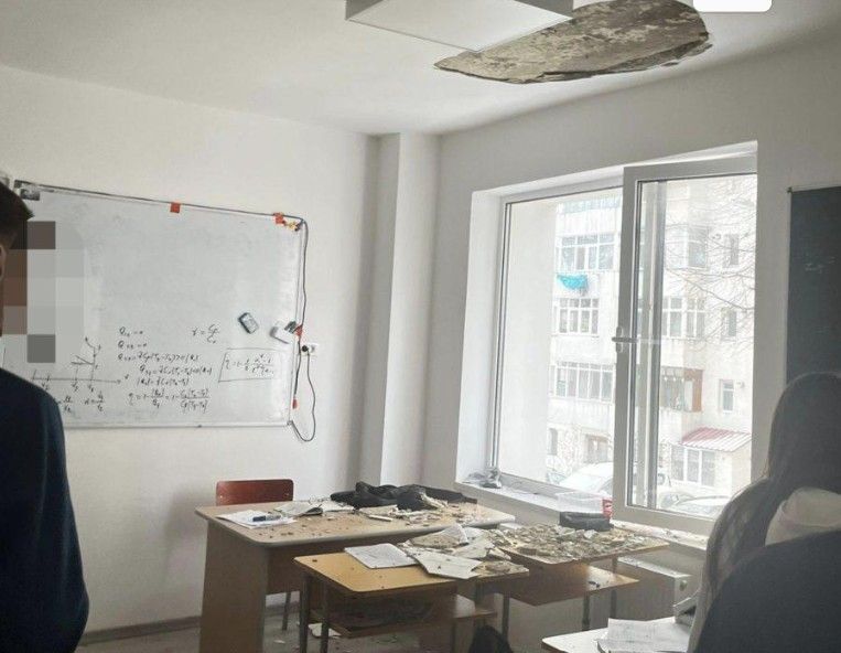 Tavan liceu Botoșani