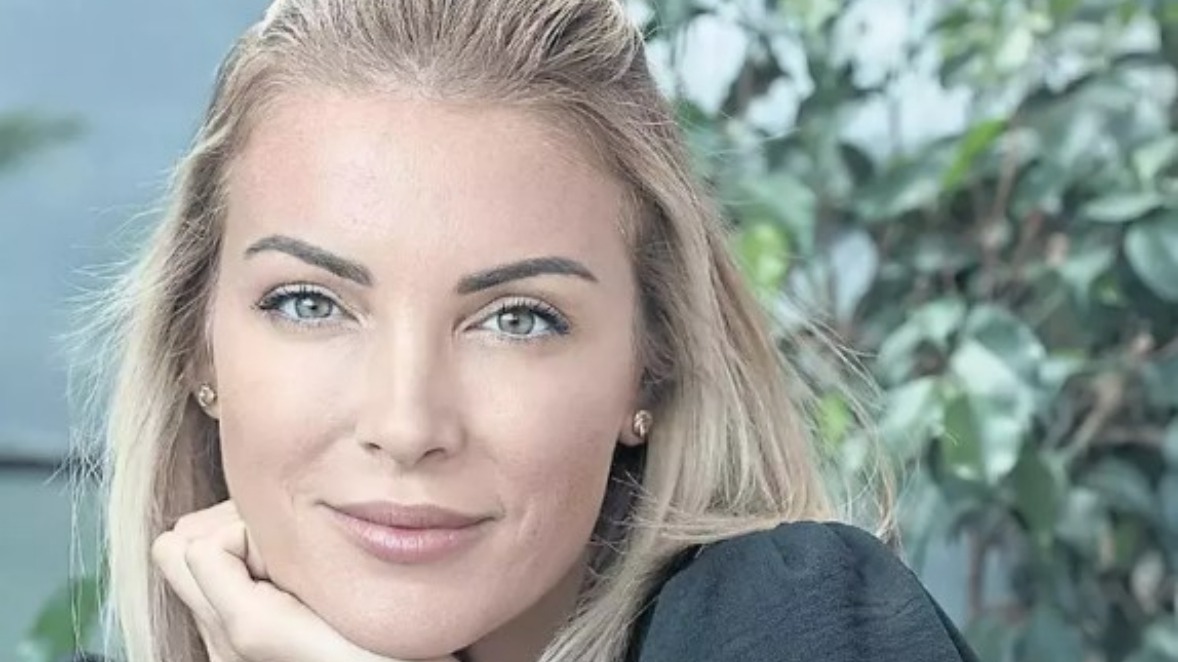 Cine este și câți ani are Ozge Ozberk, actrița care joacă rolul principal Derya în noul serial turcesc „O nouă șansă”