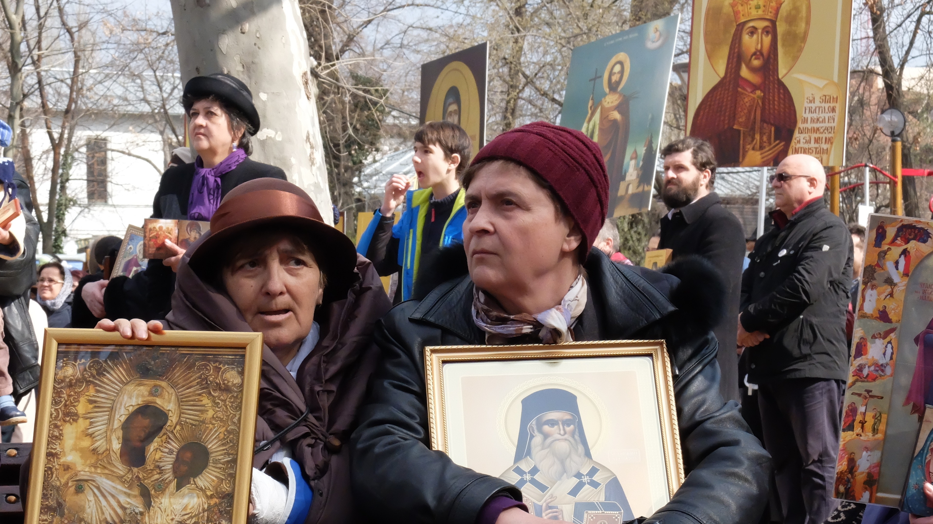 Sărbătoare cu cruce neagră în calendar ortodox la data de 27 ianuarie 2026: Rugăciunea grabnic ajutătoare pe care trebuie să o rostim azi