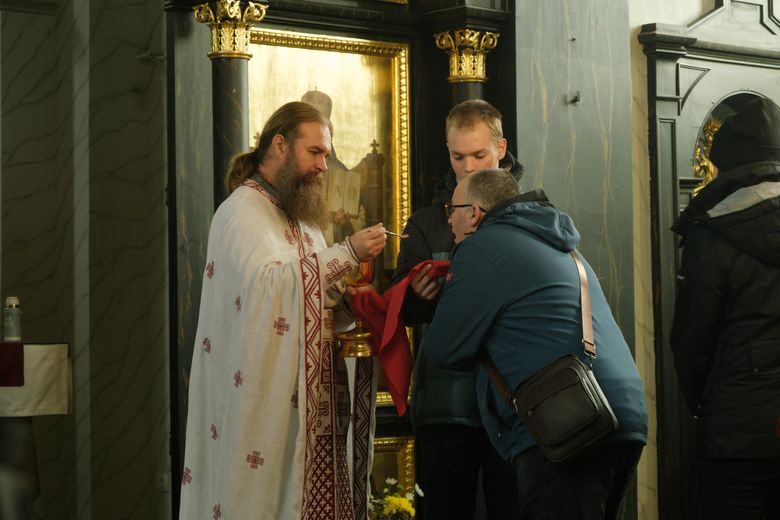 sarbatoare 4 februarie 2026 calendar ortodox