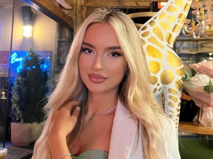 Ce meserie are Naomi, iubita câștigătorului sezonului 4 „Casa iubirii”. Puțini știu acest lucru despre frumoasa blondină