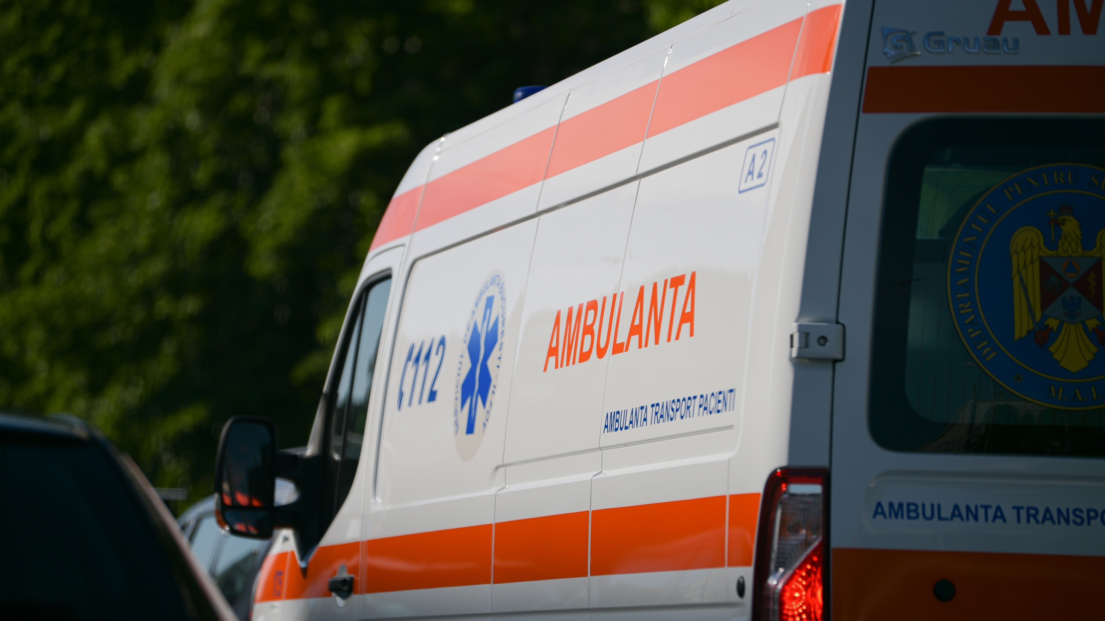 O bunică și o fetiță de 5 ani au fost spulberate de un autoturism în Sectorul 3. Copila s-a stins din viață la fața locului