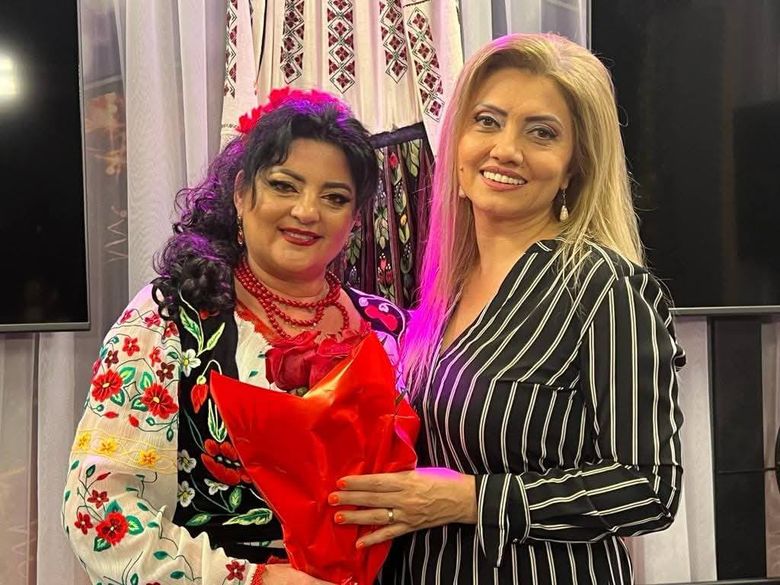 Mihaela Cojocaru și Elisabeta Vasile 